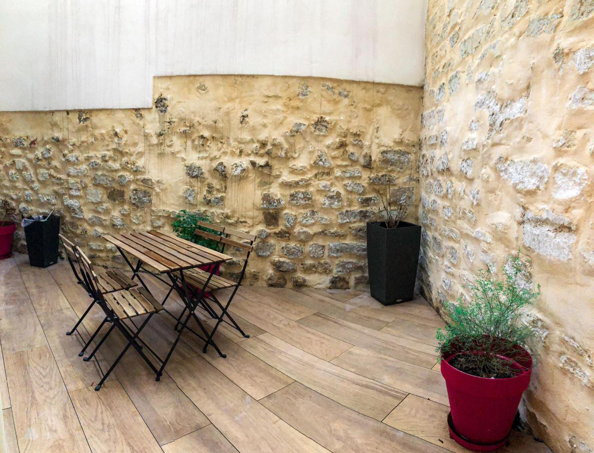 Parking Gratuit - Montmartre Charme & Patio Prive - Sacre-Coeur Metro Anvers Париж Екстериор снимка