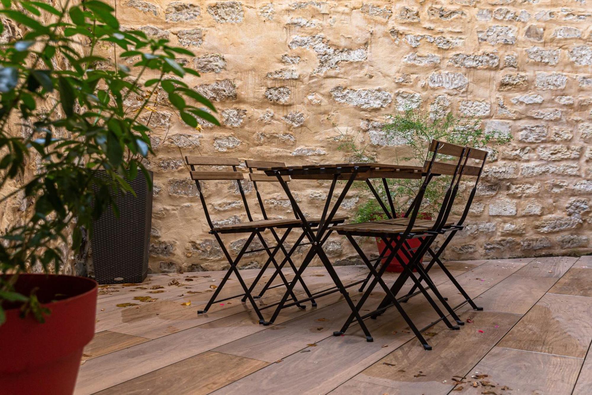 Parking Gratuit - Montmartre Charme & Patio Prive - Sacre-Coeur Metro Anvers Париж Екстериор снимка