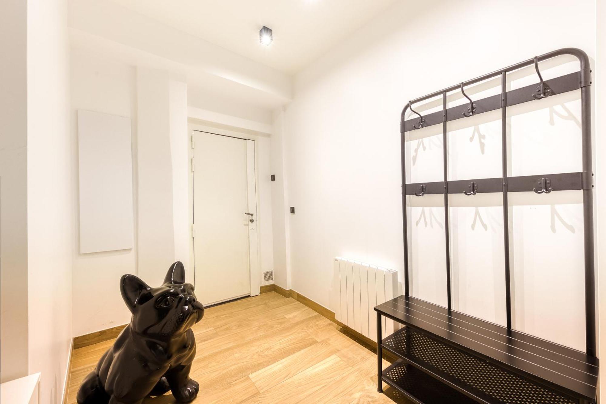 Parking Gratuit - Montmartre Charme & Patio Prive - Sacre-Coeur Metro Anvers Париж Екстериор снимка